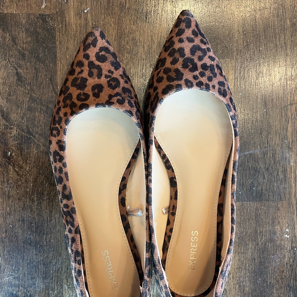 Cheetah Print Express Point Toe Flat Size 7